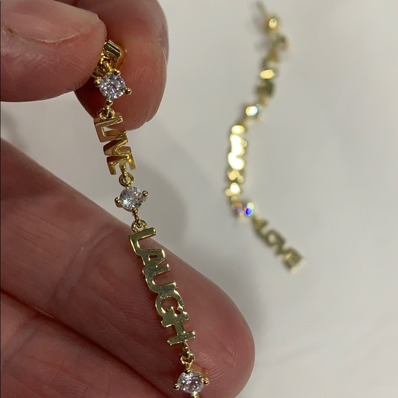 Anna & Ava Gold SPARKLY “LIVE•LAUGH•LOVE” Earrings - Picture 5 of 8